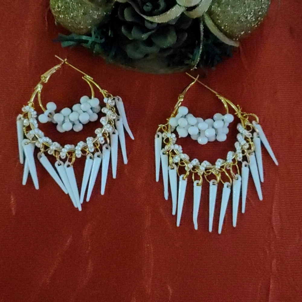 Fancy earings each for 300rs - Picture 6 of 6